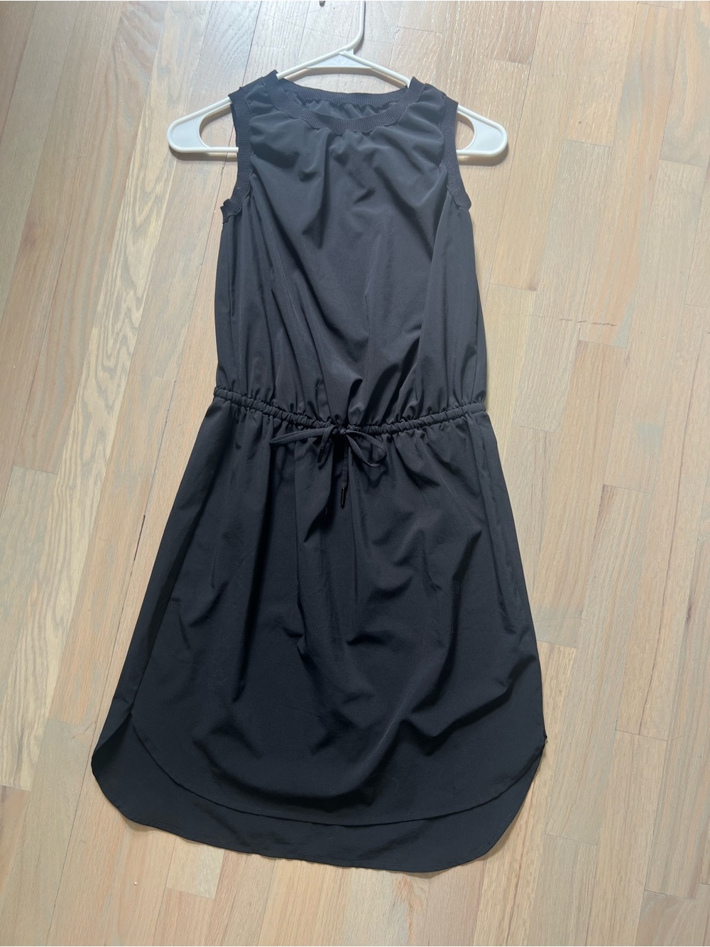 XS Athleta Black Sleeveless Drawstring Waist Dress